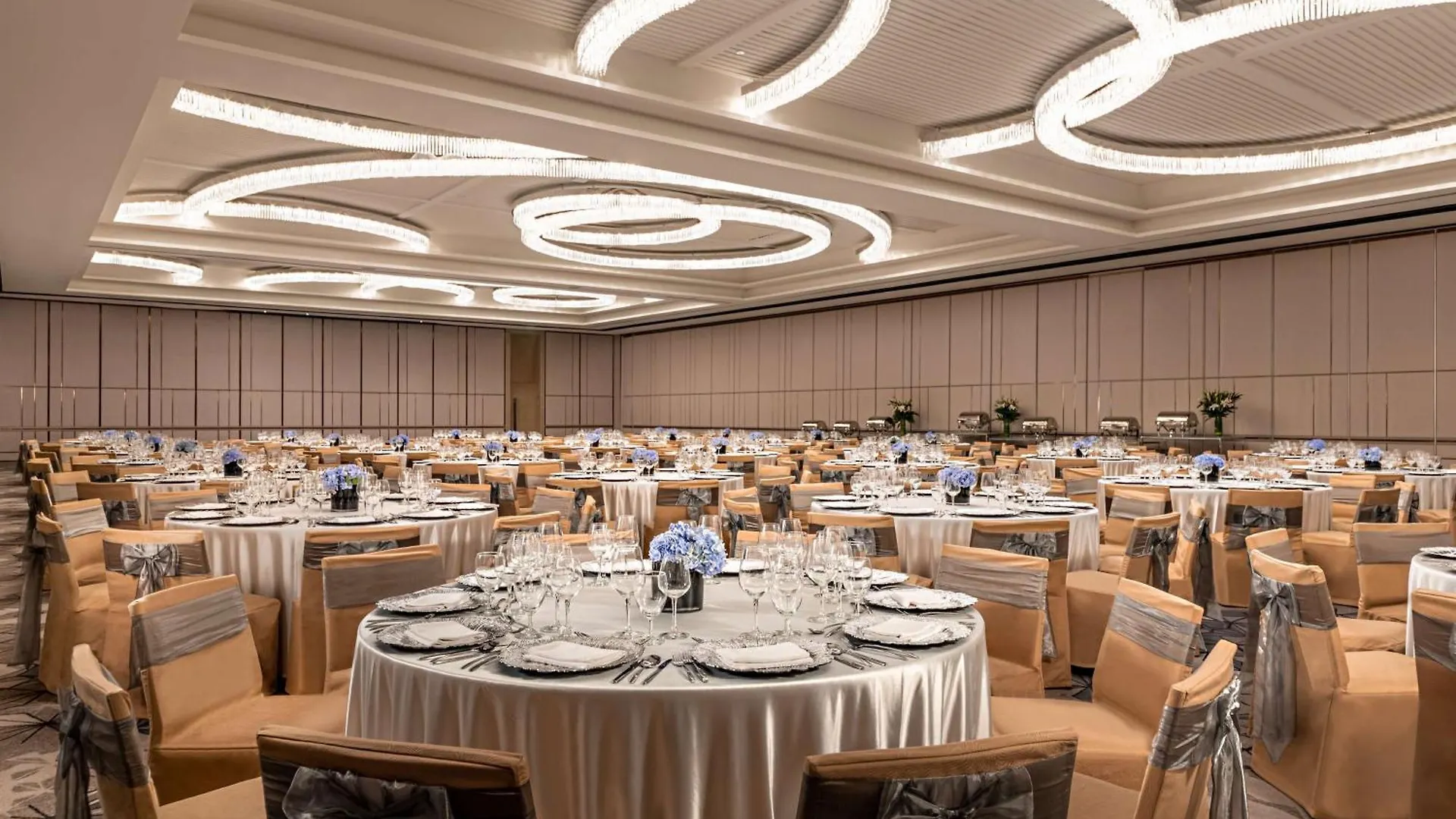 Hotel Dusit Thani Residence Davao City