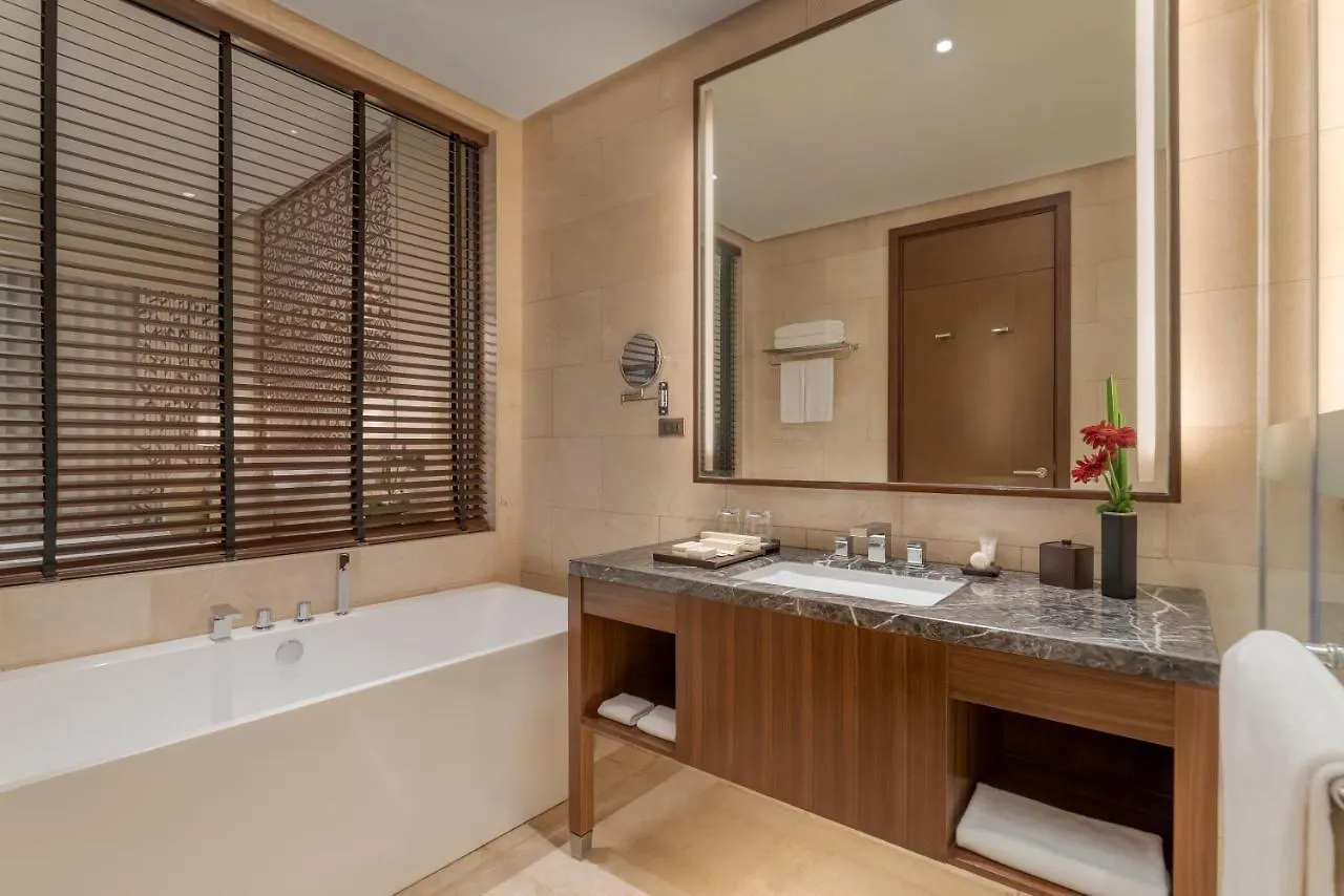 Dusit Thani Residence Davao City 5*,  Filipíny